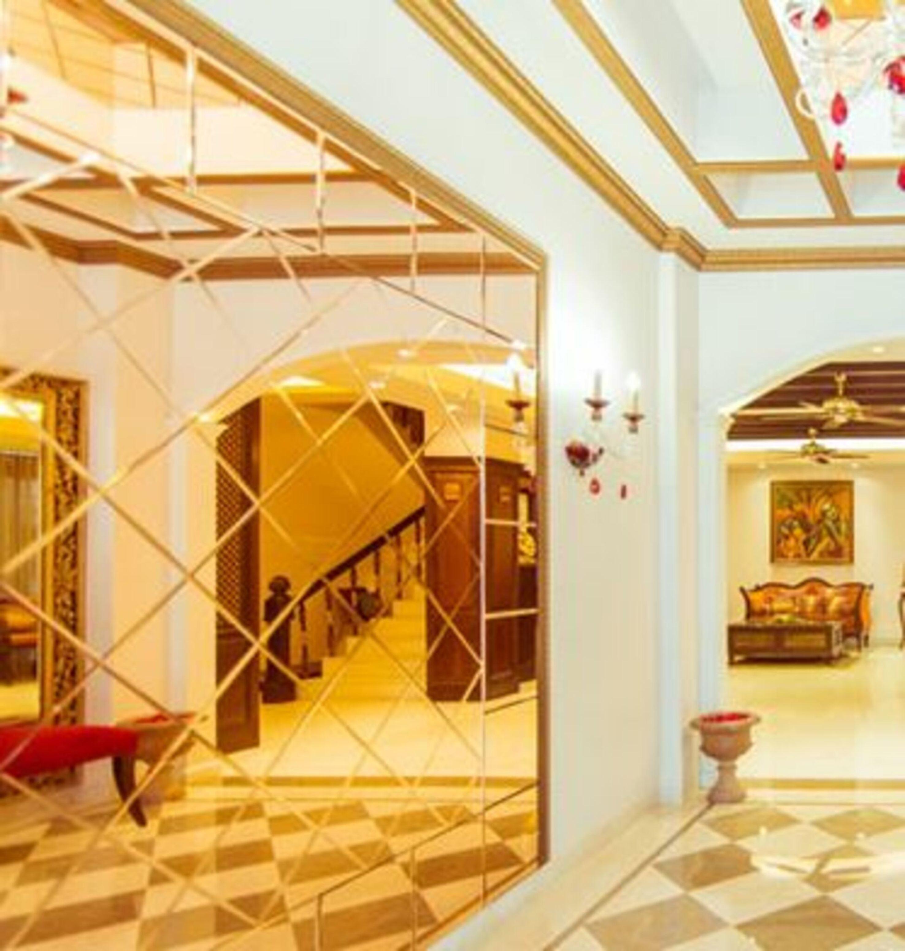 Clark International Hotel Delhi  Bagian luar foto