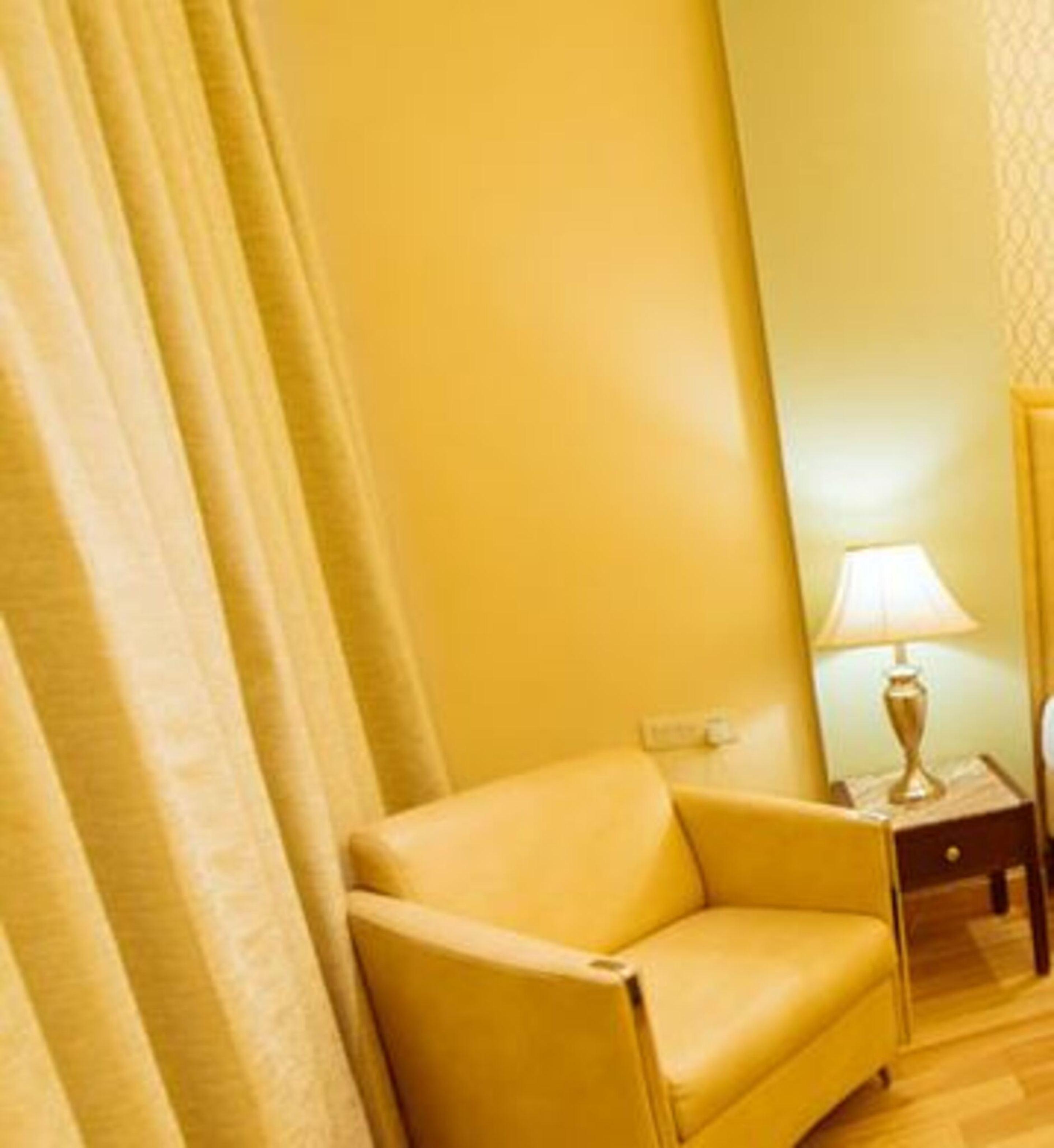 Clark International Hotel Delhi  Bagian luar foto
