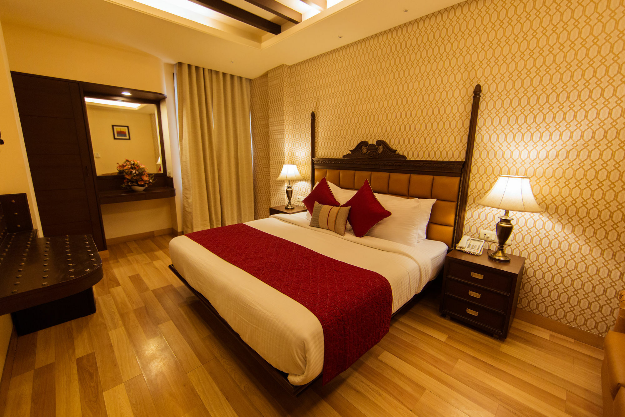 Clark International Hotel Delhi  Bagian luar foto