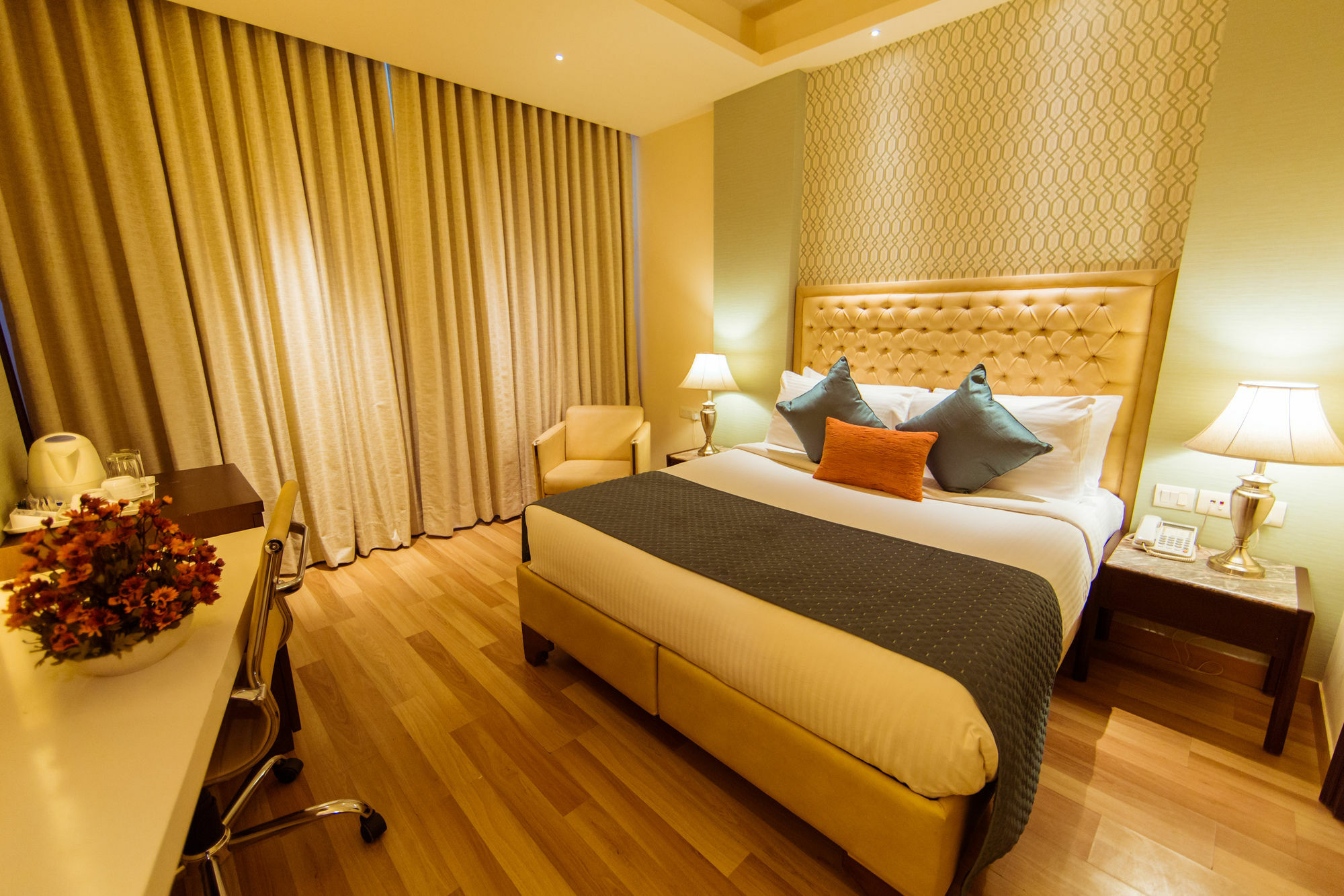 Clark International Hotel Delhi  Bagian luar foto